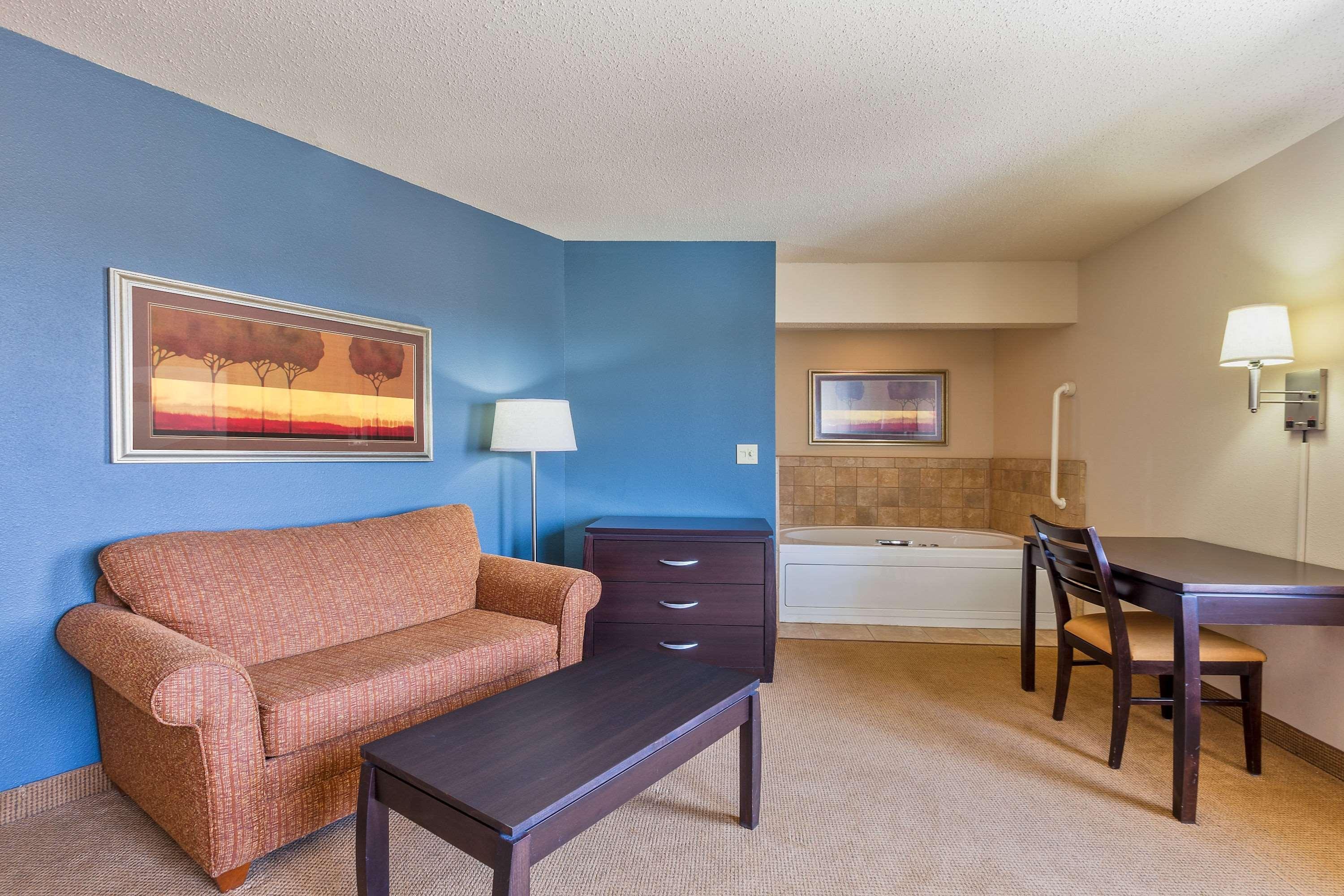 Americinn By Wyndham Monmouth Esterno foto